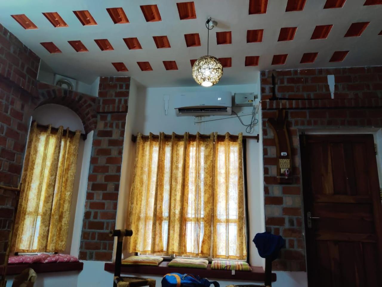 Ashtamudivillas Kollam Luaran gambar