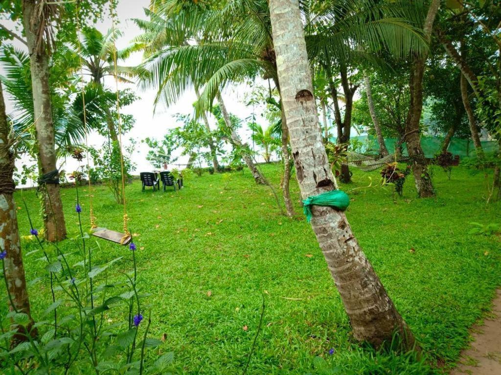 Ashtamudivillas Kollam Luaran gambar