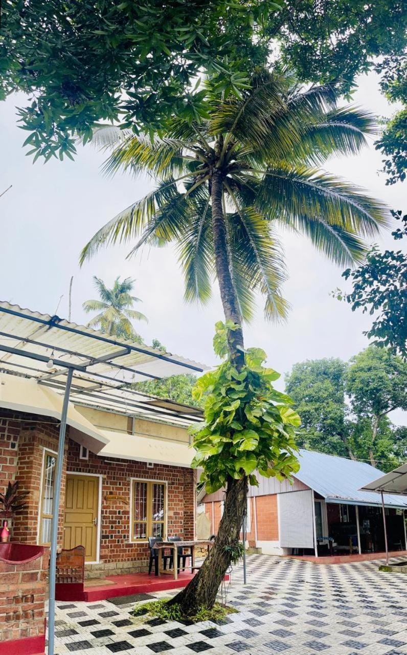 Ashtamudivillas Kollam Luaran gambar