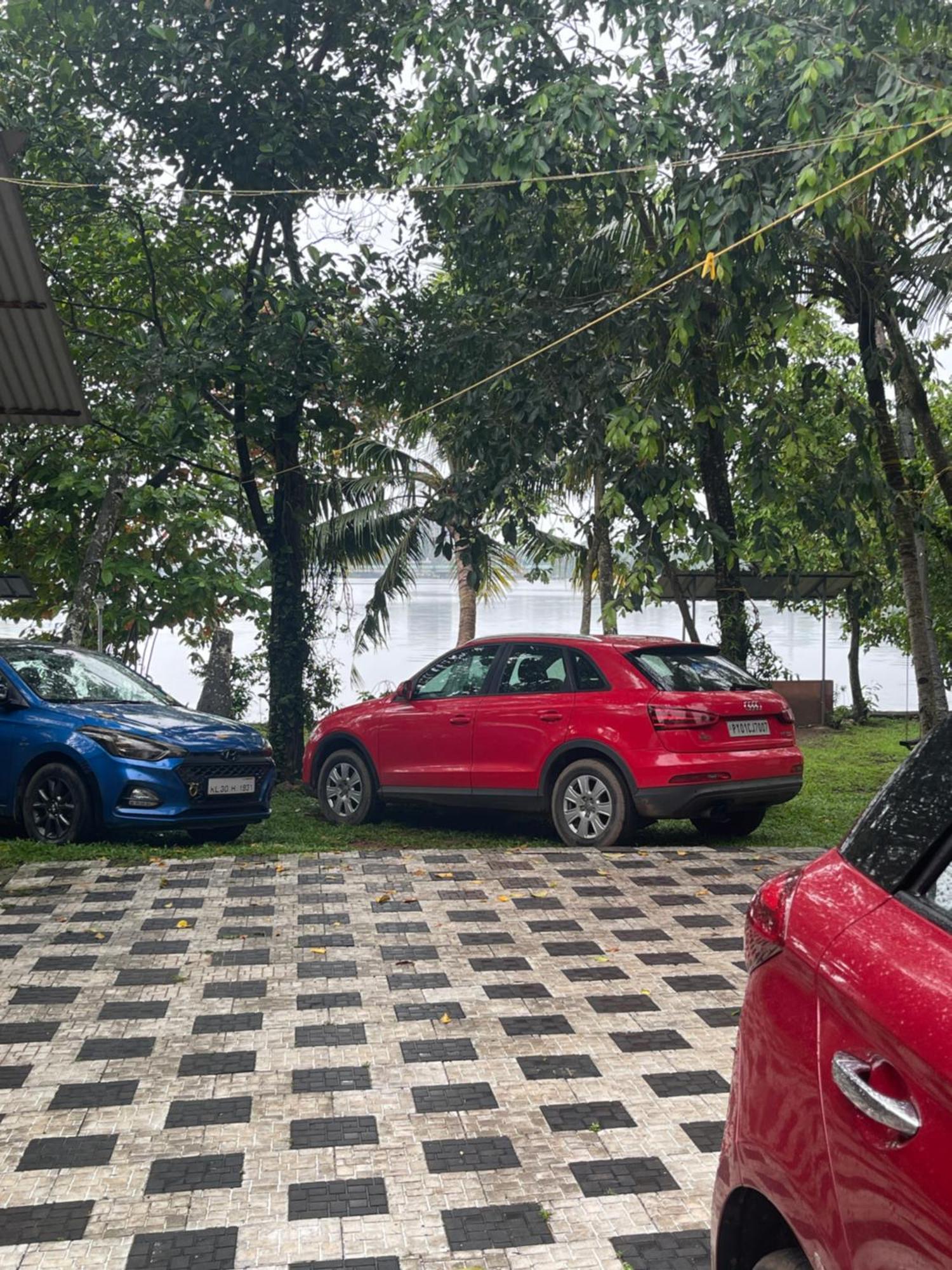 Ashtamudivillas Kollam Luaran gambar