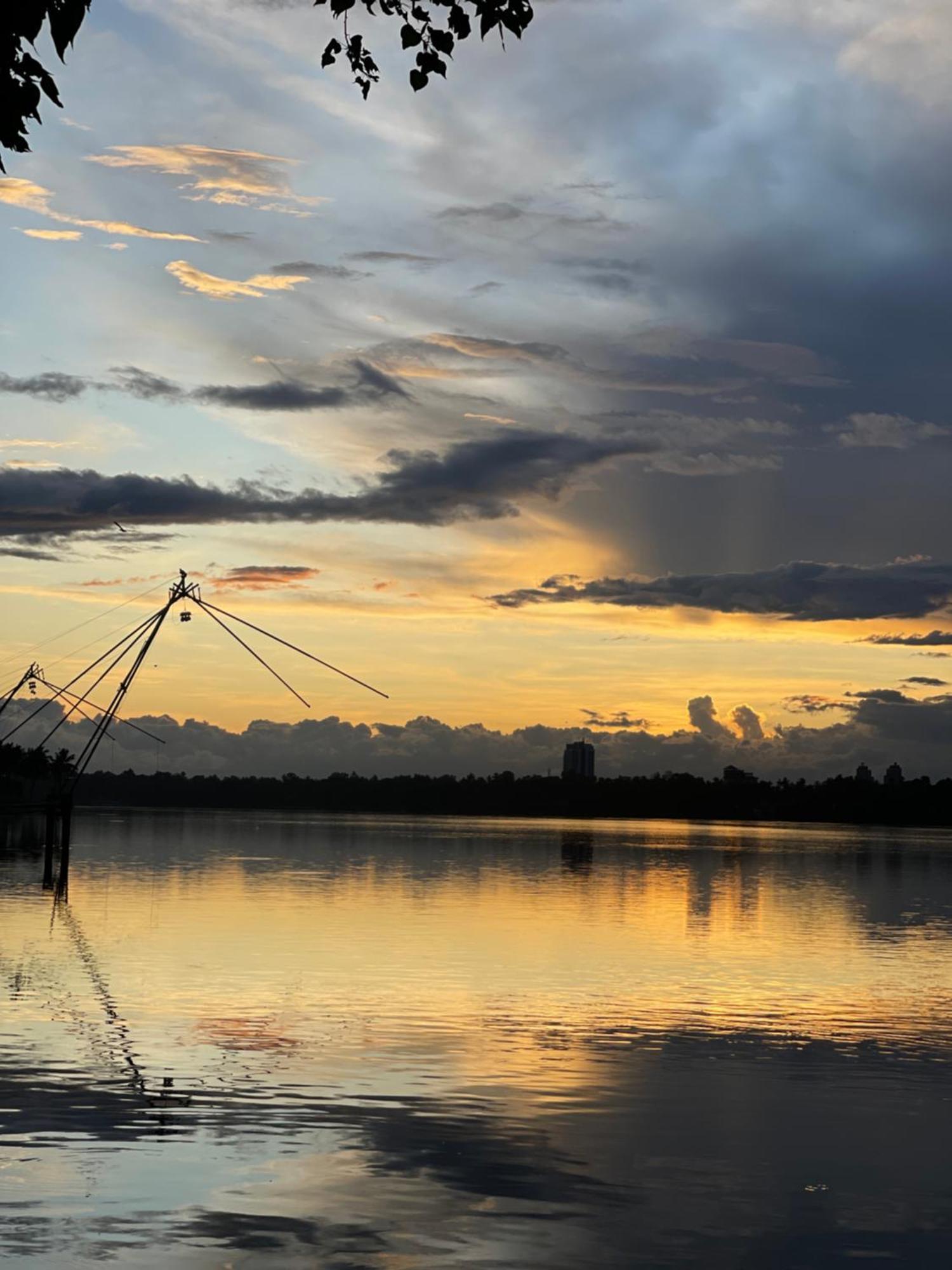 Ashtamudivillas Kollam Luaran gambar